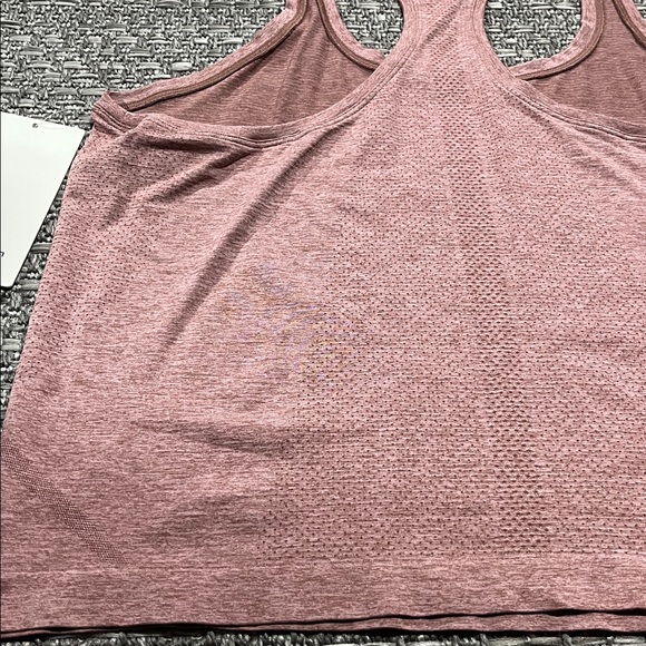 Lululemon | Swiftly Tech Racerback Tank Top 2.0 *Race Length - Picture 11 of 11